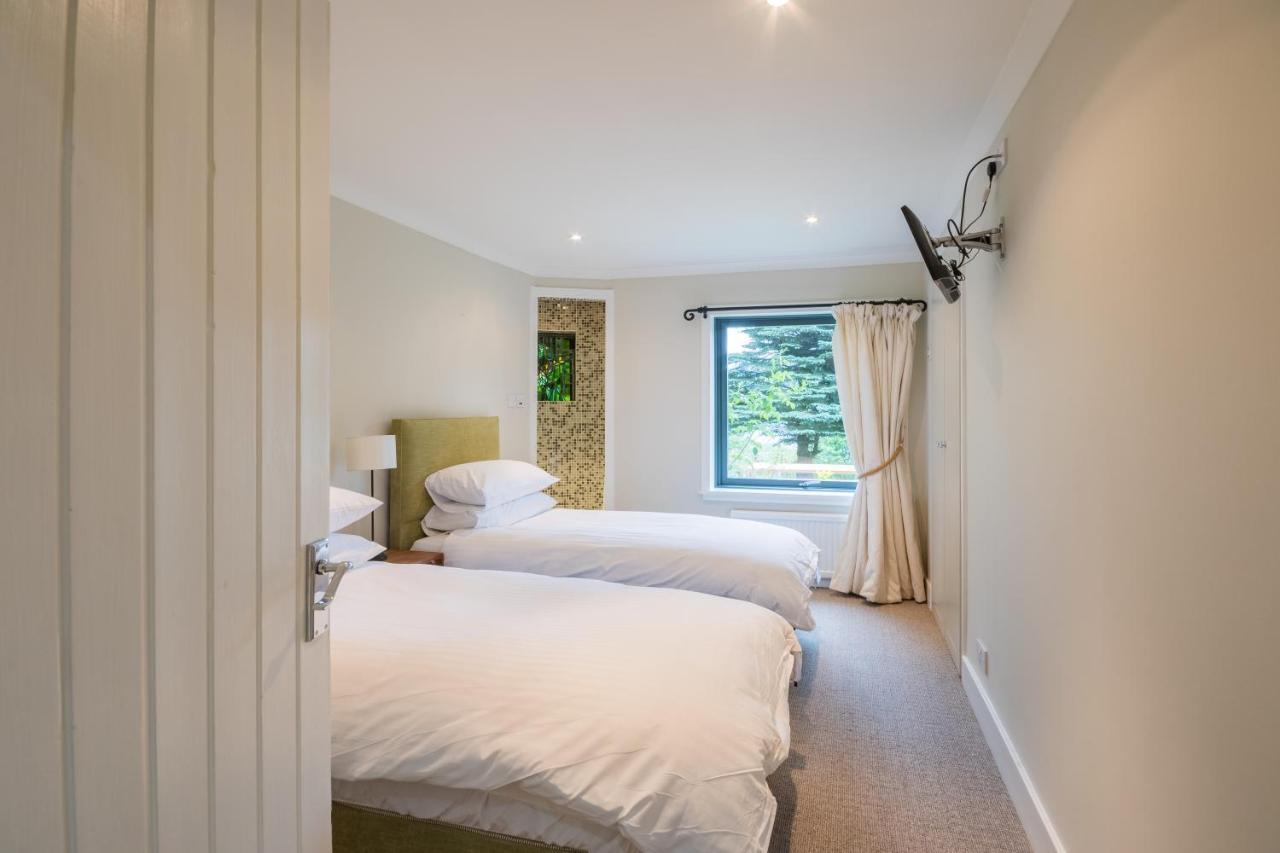 Loch Tay Highland Lodges And Glamping Park Morenish Extérieur photo