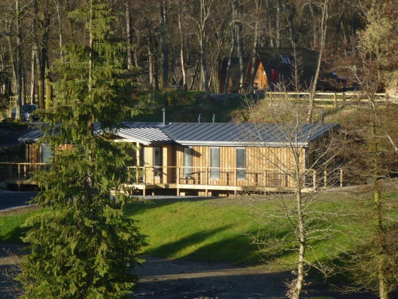Loch Tay Highland Lodges And Glamping Park Morenish Extérieur photo